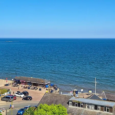 The Bee Happy House Filey